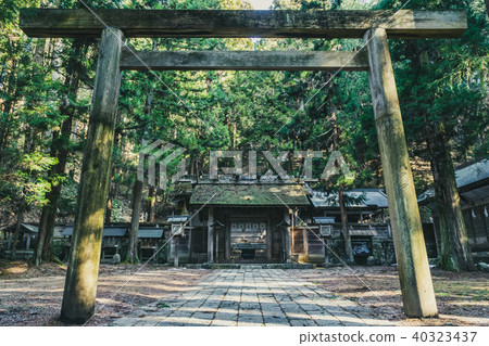 National Treasures Nishinai Shing Ming Palace 40323437