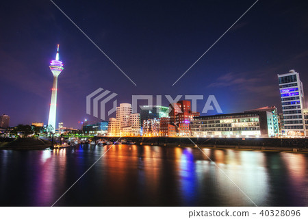 Night city landscape Dyusildorf. Media harbor. Germany. 40328096