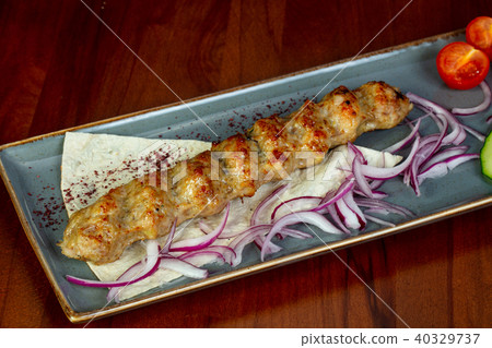 Chicken kebab with onion Chicken kebab with onion 40329737