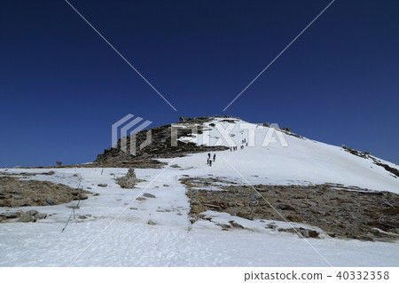 Norikoshi Pure Land of Kiso Komagatake, a snowy season (April 29, 2018) 40332358