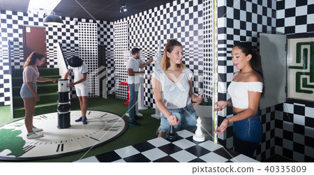 People trying to find solution 40335809