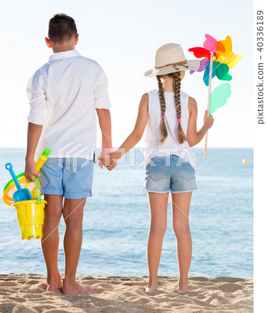two kids toys beach 40336189