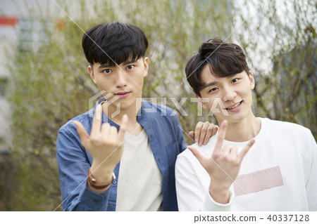 Life, Friends, Friendship, 20s, Youth 40337128