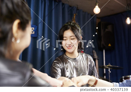 生活，朋友，友誼，20多歲，青春 40337139