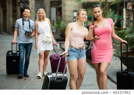 Girls walking down the steet 40337461