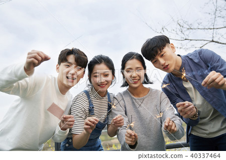 生活,煙花,20多歲,青春 生活,煙花,20多歲,青春 40337464