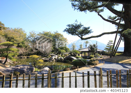 Zen Garden of Sengokuen Zen Garden of Sengokuen 40345123