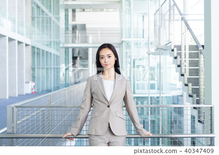 Business woman Business woman 40347409