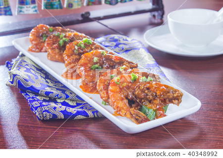 shrimp cuisine 40348992