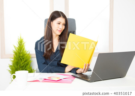 女性生意 40351017