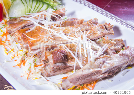 roasted goose 40351965