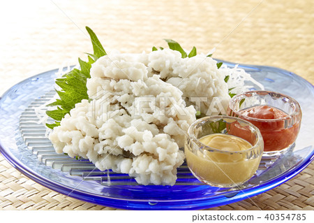 Spring bream (parboiled conger pike) Spring bream (parboiled conger pike) 40354785