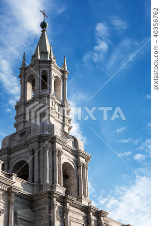 white cathedral 40356762