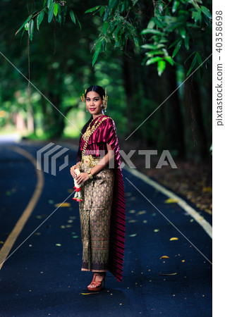 Beautiful Woman with Thai Traditional Dress 40358698