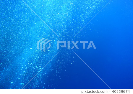 水下泡泡潛水 40359674