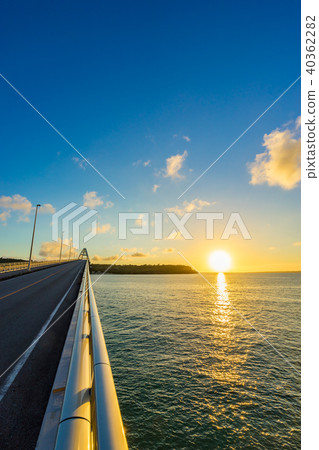 [沖繩縣]日落的Sesoko島 40362282