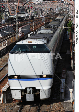 683 Series Renewal Train Limited Express Thunderbird 40362350
