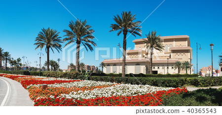 Central district of the Pearl in Doha, Qatar 40365543