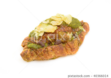 Delicious croissant pastry bread Delicious croissant pastry bread 40366014