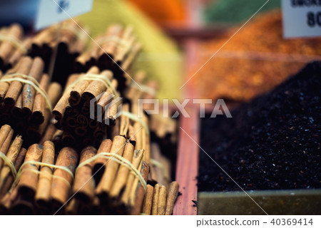 The famous oriental market. Typical cinnamon sticks in Istambul, Turkey 40369414