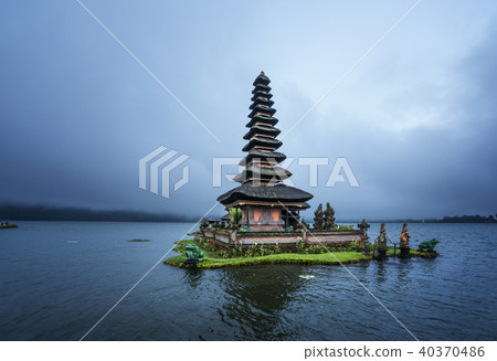Ulun Danu Beratan Temple, Bali ,Indonesia 40370486