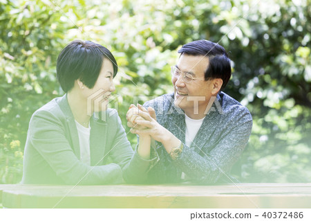 Family, Couple, Couple, Walking, Outing, Park, Haeundae-gu, Busan 40372486