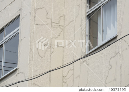 建築老化圖像外牆裂縫修復 40373595