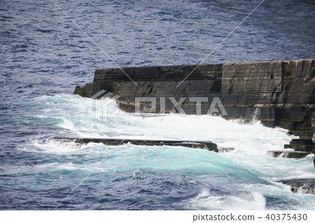 Susa Hornfels Susa Hornfels 40375430