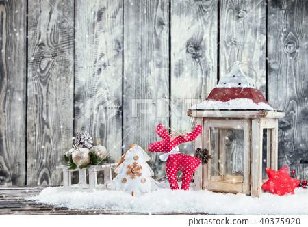 Winter snowy scenery with lantern 40375920