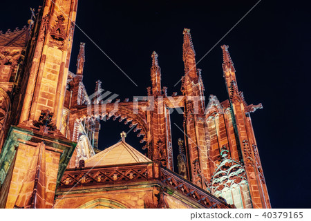 Prague. St. Vitus cathedral. Night time. 40379165