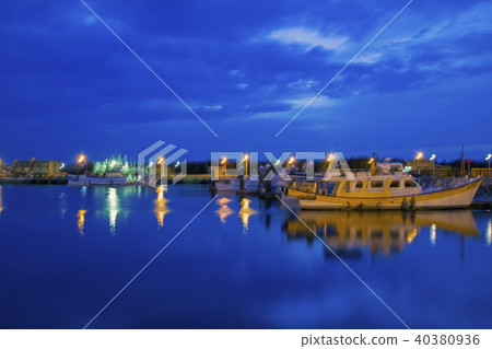 鯛魚,台中,清水,Yuko漁港,夜景,漁船,溜冰場,星冰雹 鯛魚,台中,清水,Yuko漁港,夜景,漁船,溜冰場,星冰雹 40380936