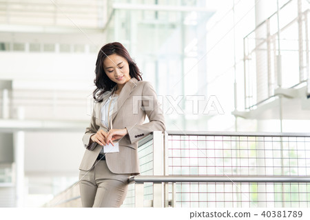 Business woman Business woman 40381789