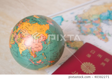 World map and the globe 40382271