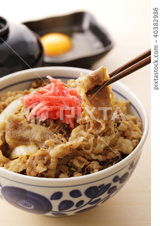 牛肉飯 牛肉飯 40382986