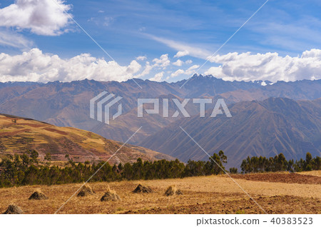 Sacred Valley of Inca 40383523