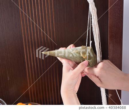 Shokufu Kazuko Nikuyoku Dango-syu Bakkusuko Bakkusu Walking Process Method Method Making Zongzi Shokufu Kazuko Nikuyoku Dango-syu Bakkusuko Bakkusu Walking Process Method Method Making Zongzi 40384088
