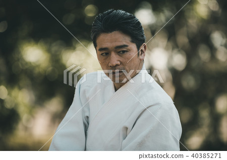 practicing, practise, shrine 40385271