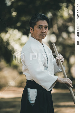 practicing, practise, shrine 40385272