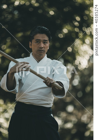 practicing, practise, shrine 40385274