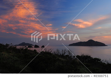 沖繩縣島尻郡Zamamijima Onosezaki晚上視圖 沖繩縣島尻郡Zamamijima Onosezaki晚上視圖 40388751