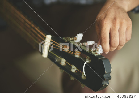 Tunning guitar Tunning guitar 40388827