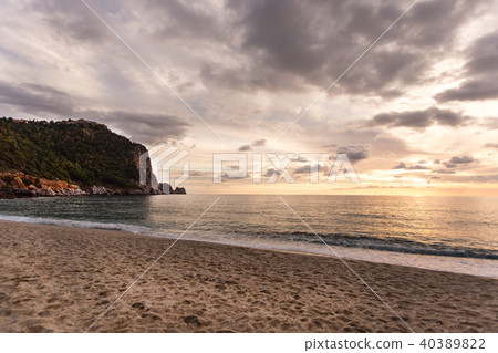 Beautiful sunset in Alanya Beautiful sunset in Alanya 40389822