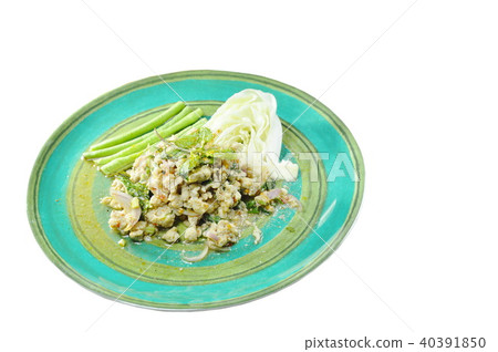 Thai spicy minced chicken salad on plate 40391850
