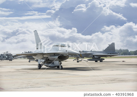 Thai Air Force is flying 40391968