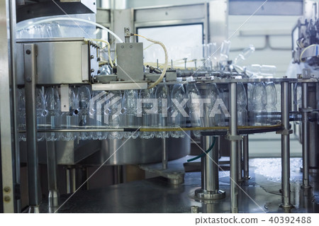 Water factory - Water bottling line for processing and bottling pure spring water into small bottles Water factory - Water bottling line for processing and bottling pure spring water into small bottles 40392488
