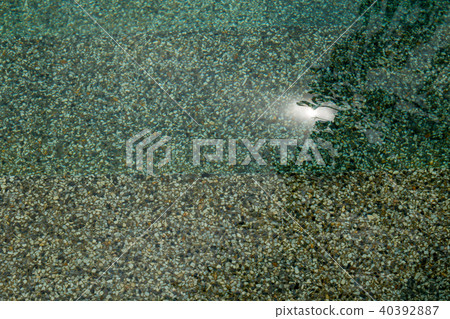 beautiful Blue water in swimming pool beautiful Blue water in swimming pool 40392887