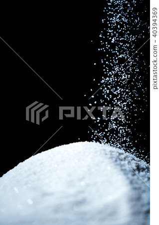 白色粉末 白色粉末 40394369