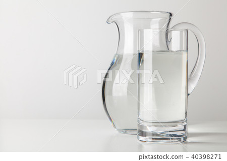 Plastic water bottle 40398271