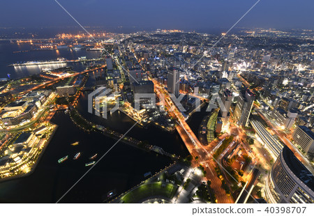 Yokohama cityscape in Japan View of the streets of Yokohama 40398707