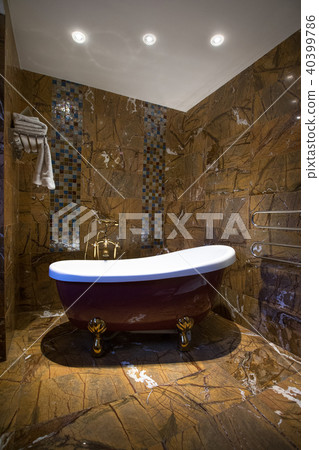 Modern private bathroom interior 40399786